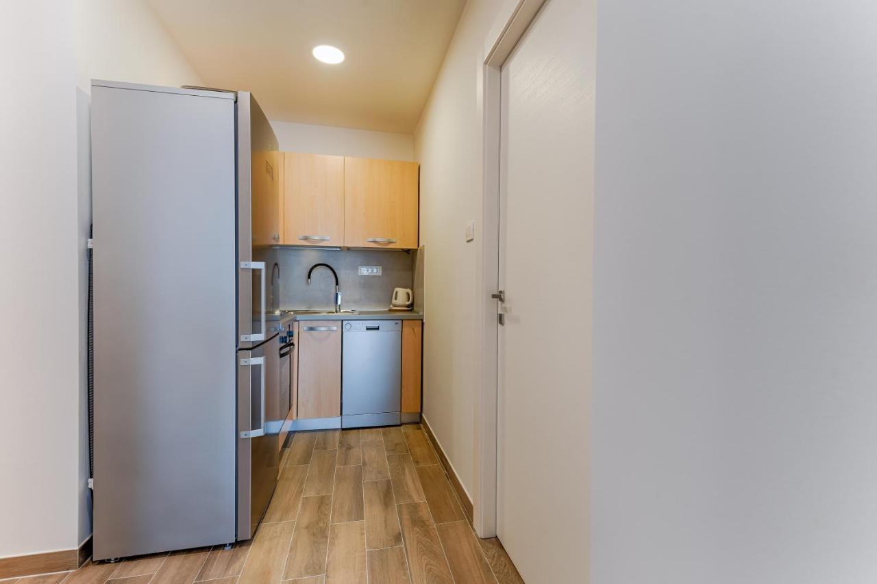 Two Bedroom Apartment Paris Рийека Екстериор снимка